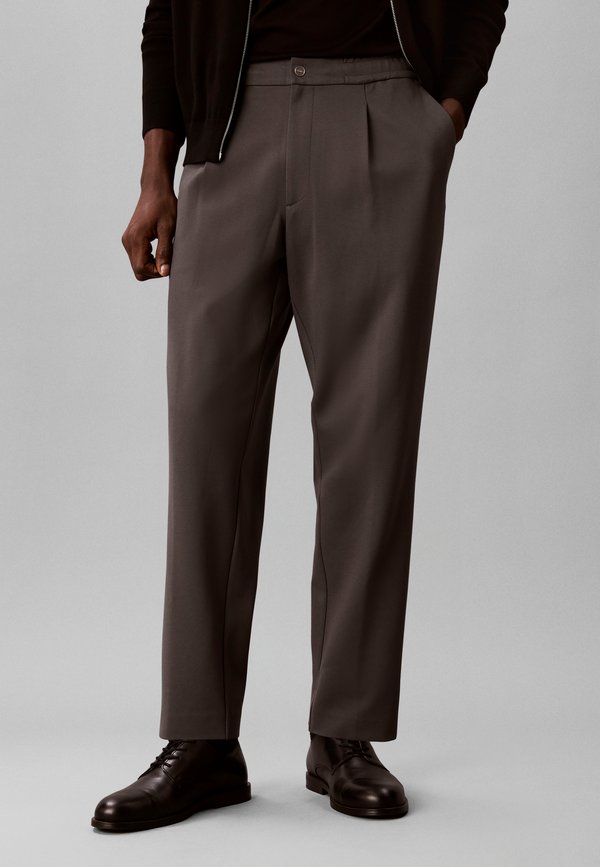 Calvin Klein TECH  - Trousers - volcanic ash