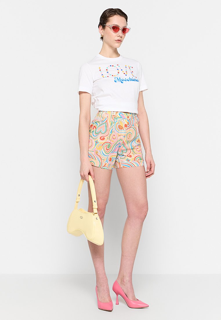 Love Moschino