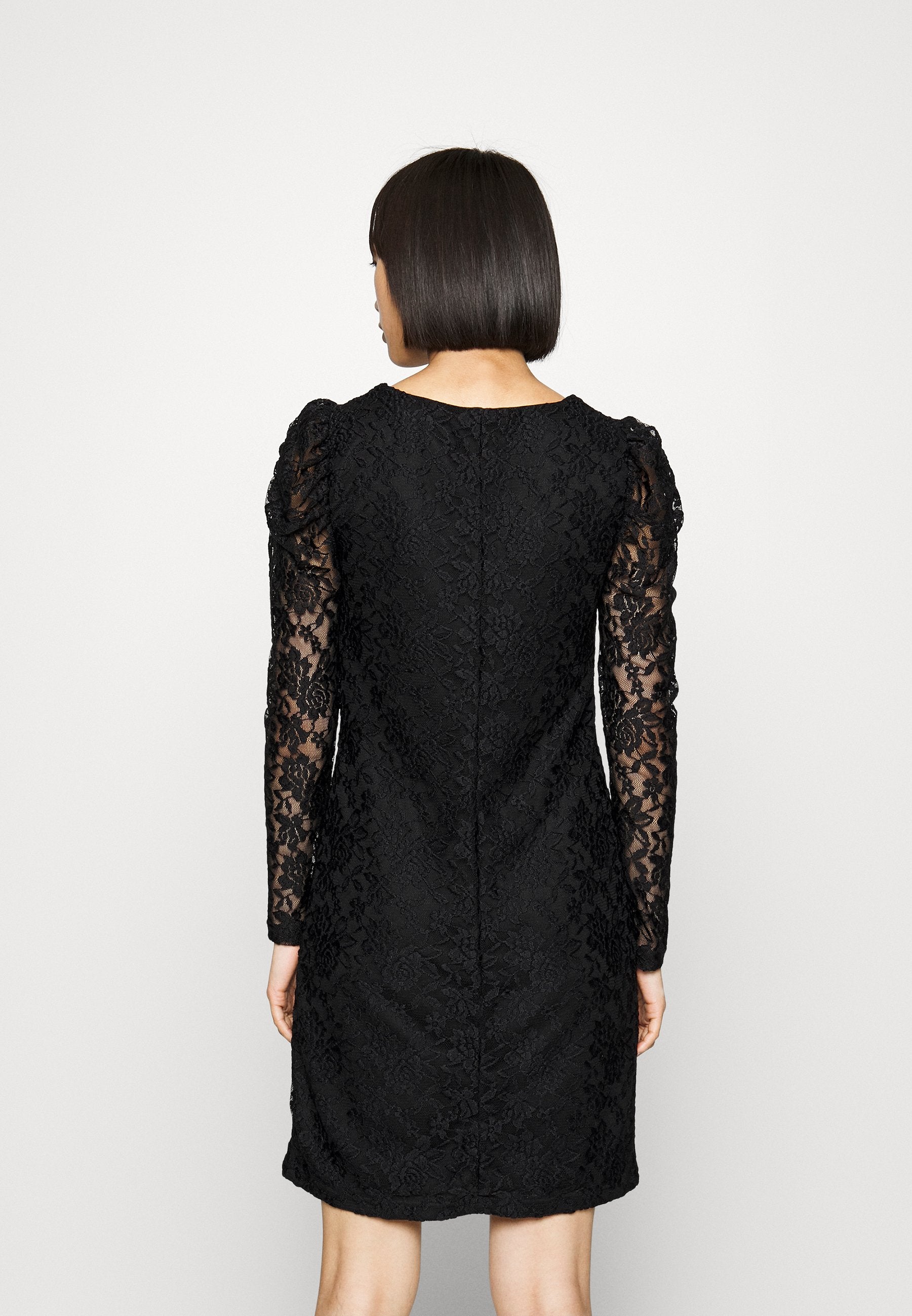 ONLPOULA V NECK DRESS Media 4