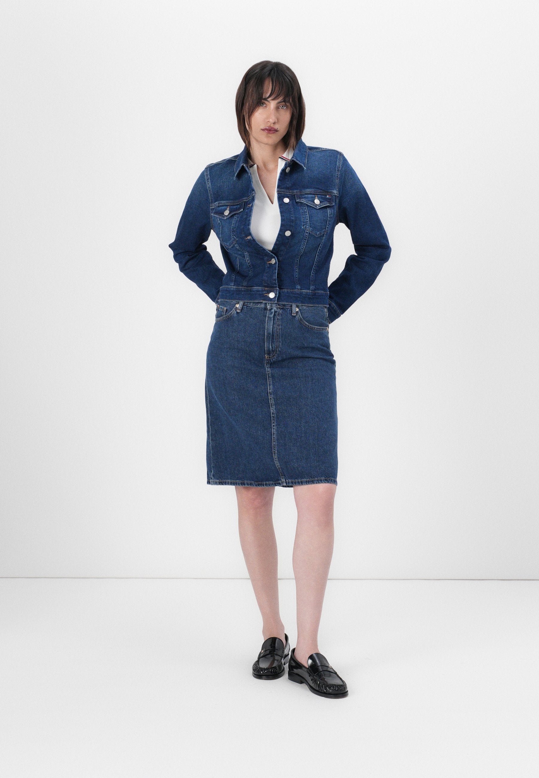 DOREEN SLIM JACKET Media 2
