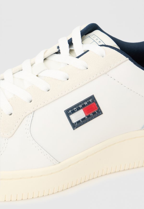 Tommy Jeans