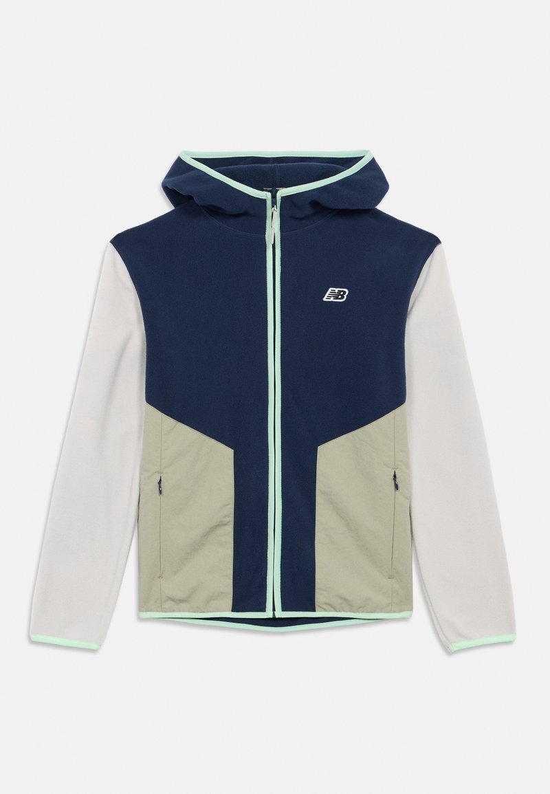 PREMIUM PANELLED JACKET Media 1