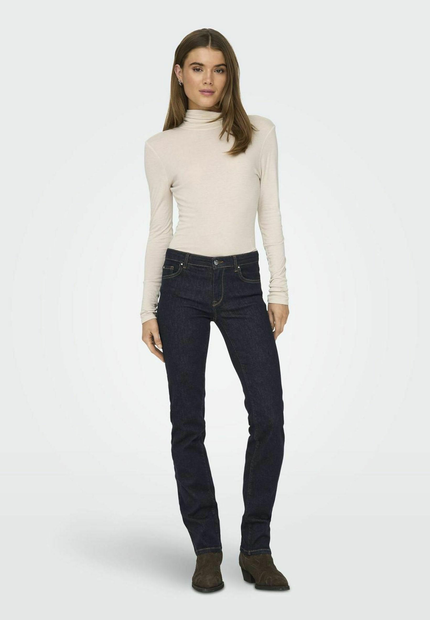  SLIM-FIT Media 2