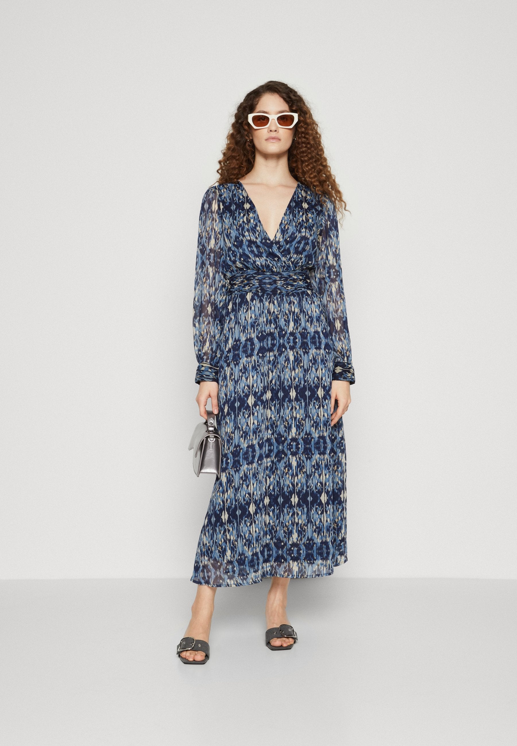 ONLVIVA LIFE MIDI DRESS Media 2