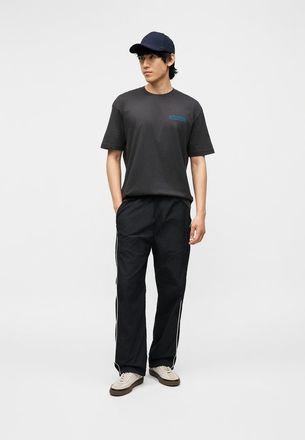 Hollister Co. BOXY F1 WILLIAMS TEE