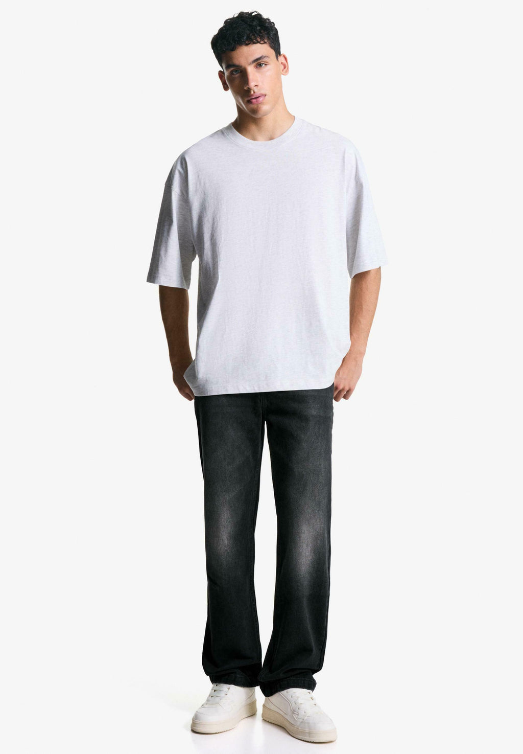 Bershka STRAIGHT RELAXED jeans