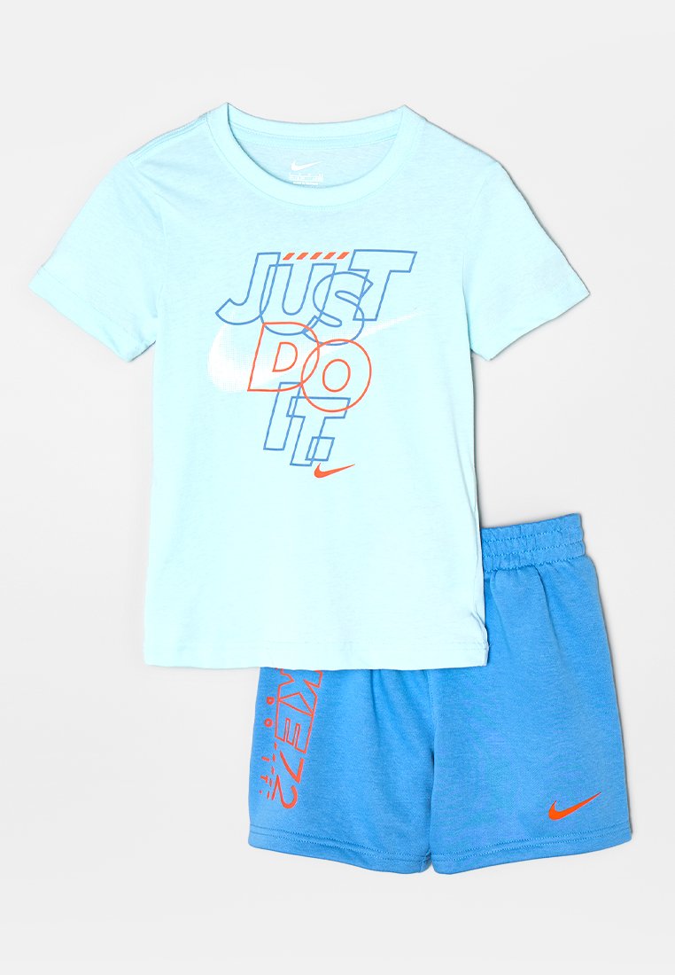 Nike Sportswear RHYTHM SET