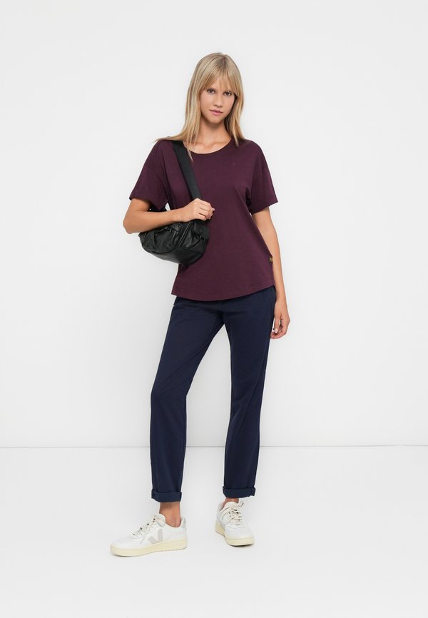 DOCKERS WEEKEND CHINO SLIM ANKLE
