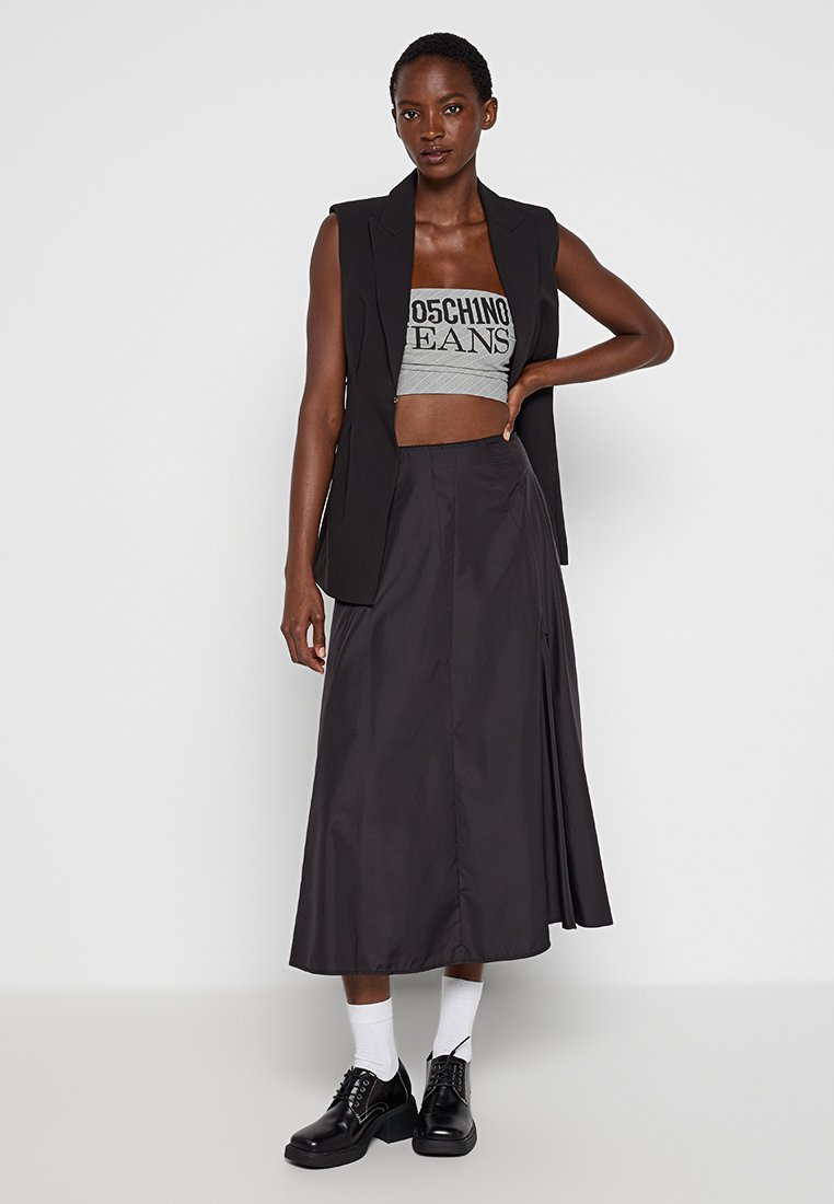 MOSCHINO JEANS