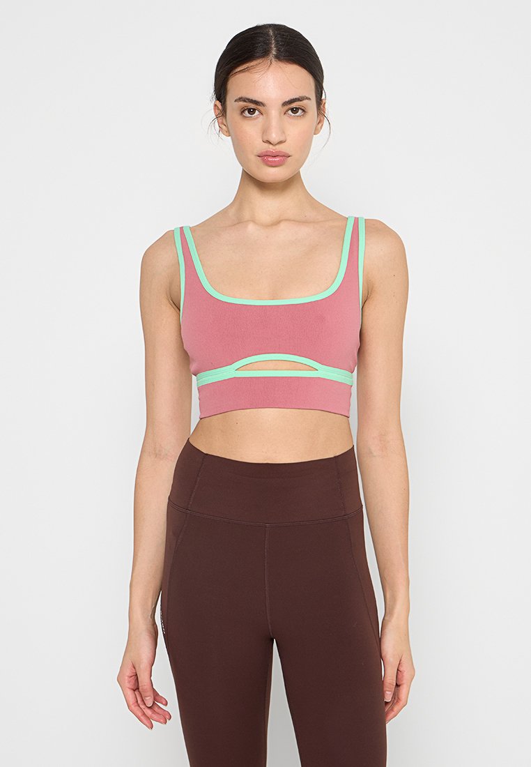 Fabletics RYLIE