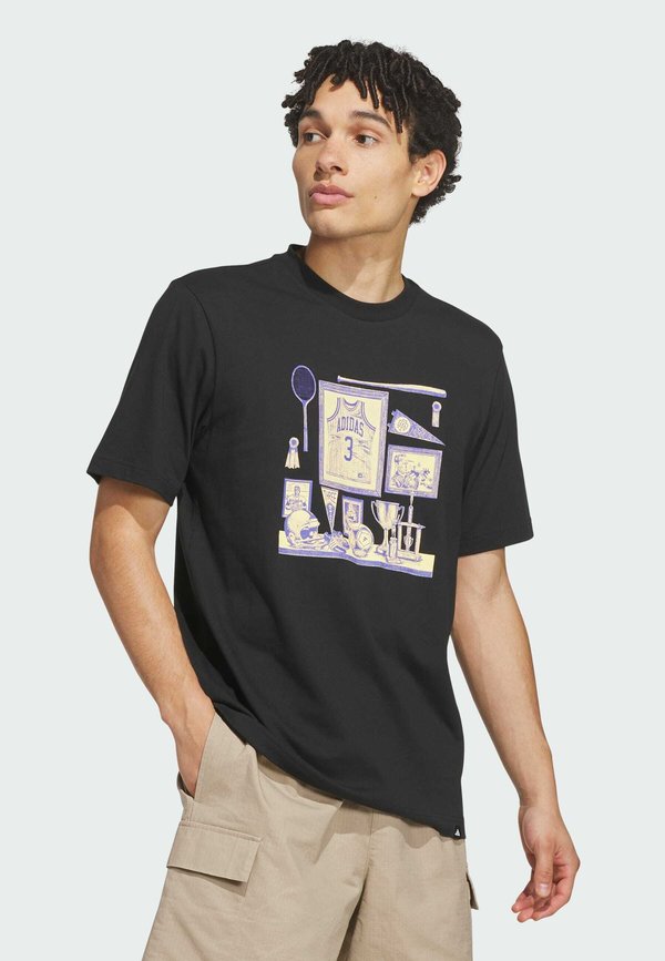 adidas Sportswear ADIDAS SPORTSWEAR SPORTS BAR MEMORABILIA GRAPHIC T-SHIRT - Print T-shirt - black