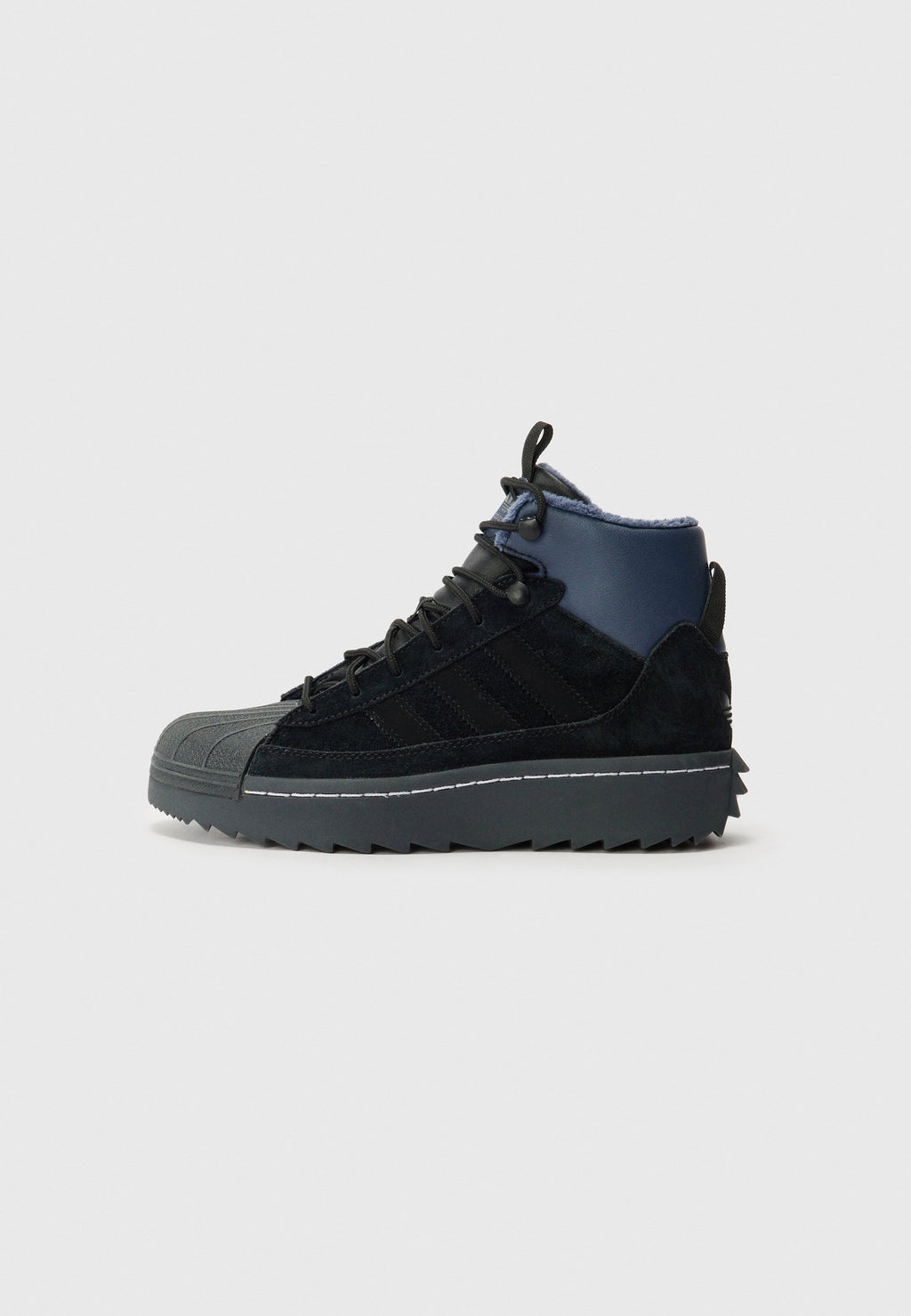 SUPERSTAR TREK UNISEX Media 1