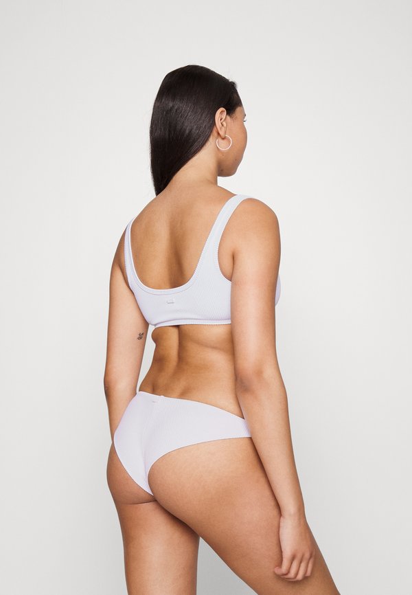 Roxy  LOVE CHEEKY