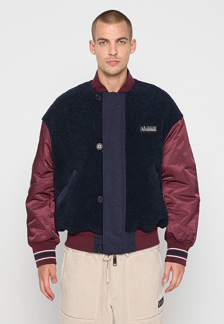 Armani Exchange Bomberjacke Media 1