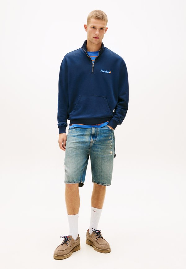 Tommy Jeans WASHED TERRY RELAXED HALF-ZIP JUMPER