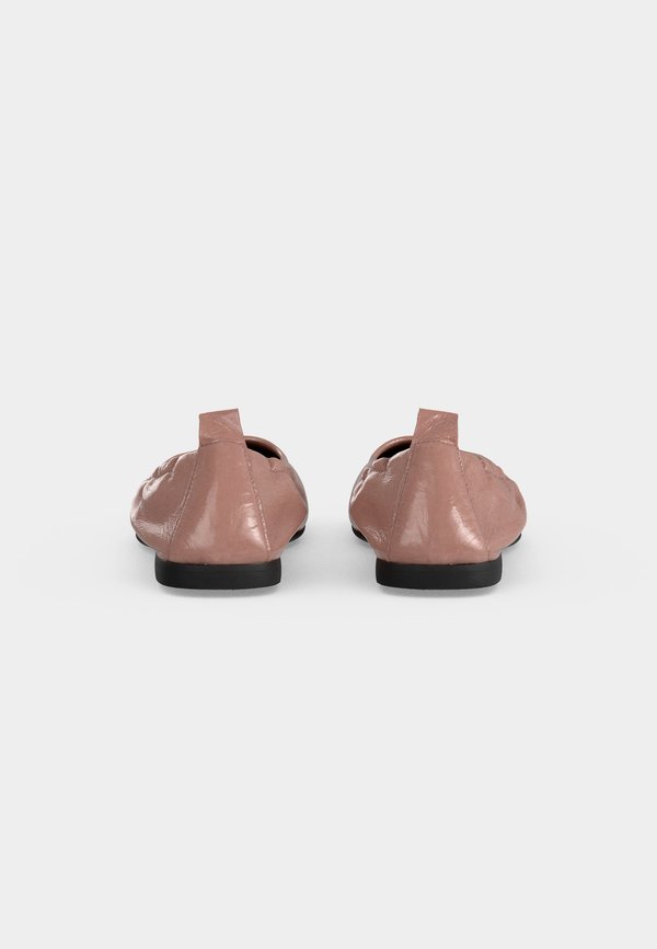 Copenhagen Studios CPH884