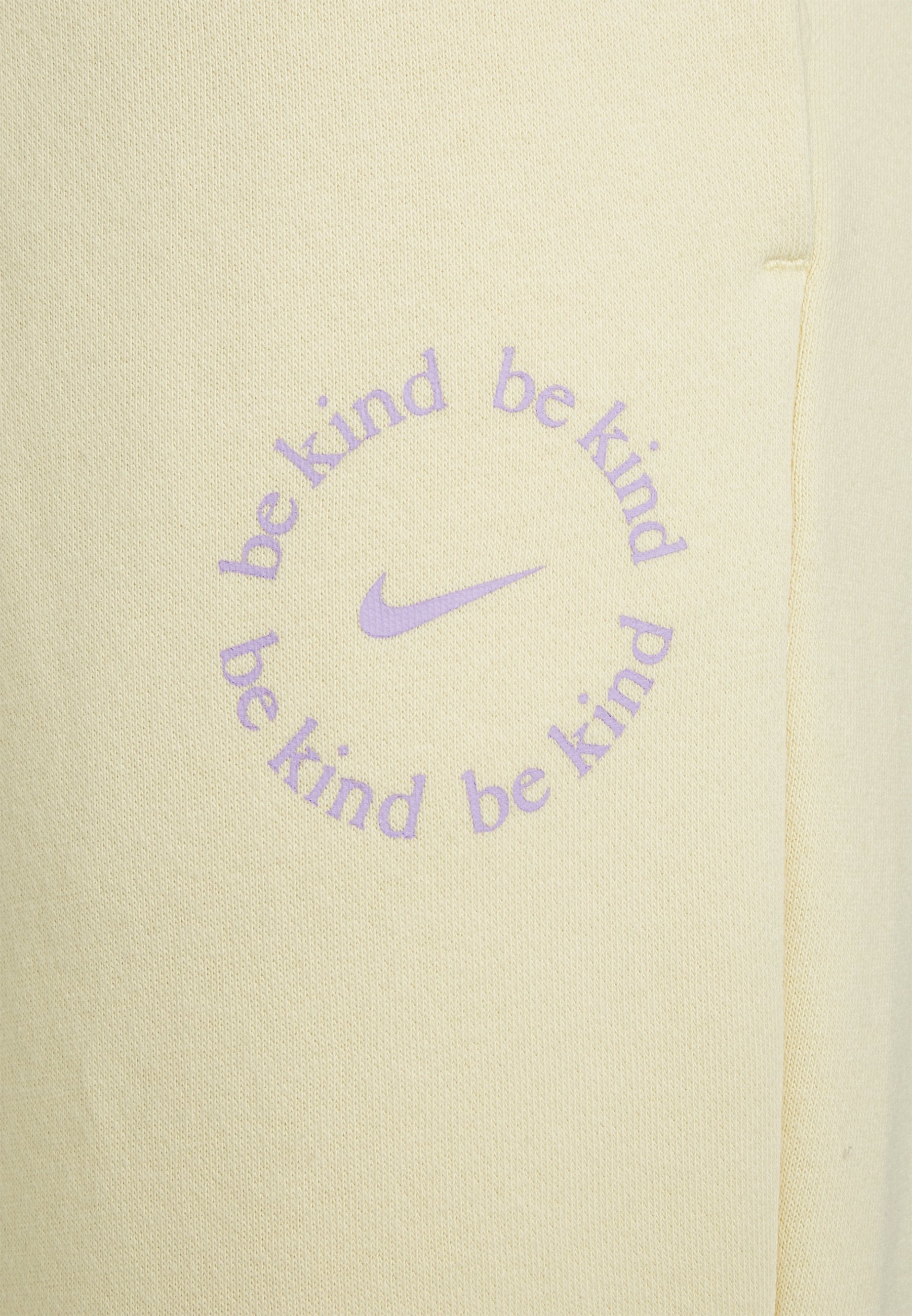 Nike Sportswear TREND