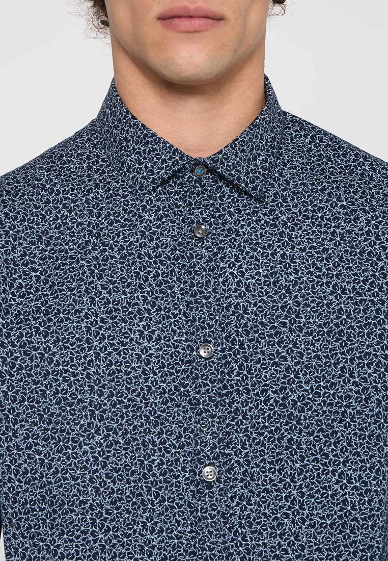 Petrol Industries SLIM FIT