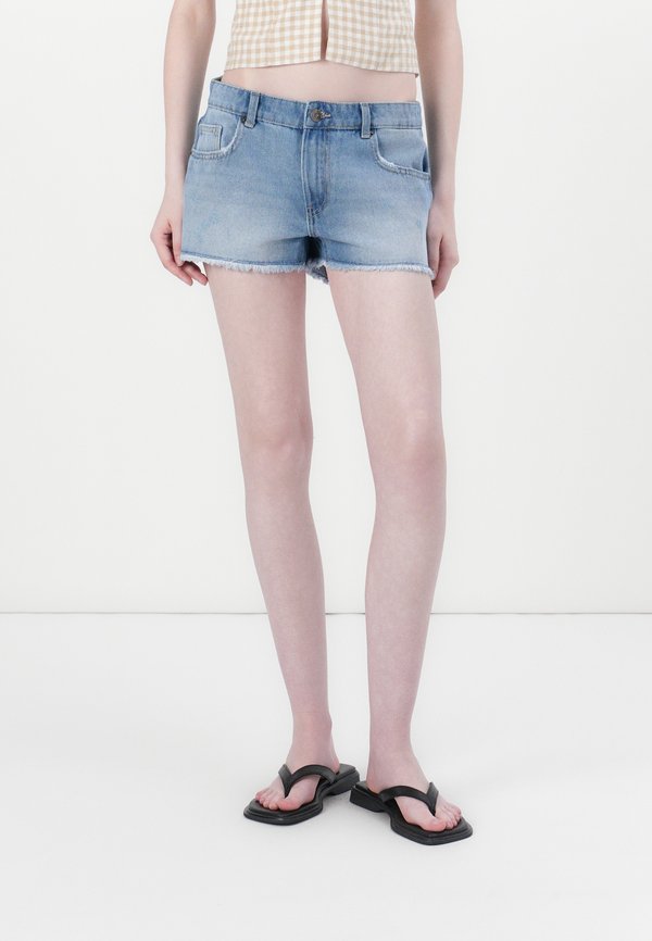 ONLY ONLDEMY - Denim shorts - light blue denim