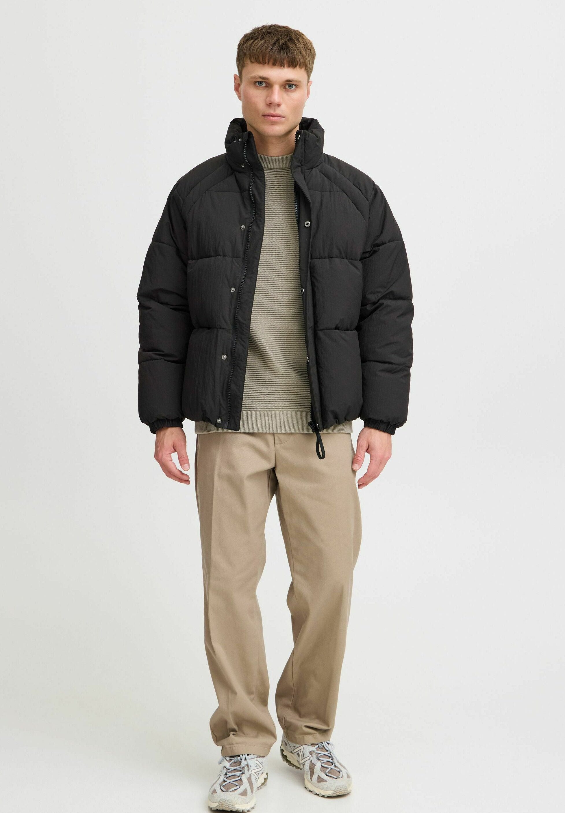 SDMILO PUFFER SHORT Media 2