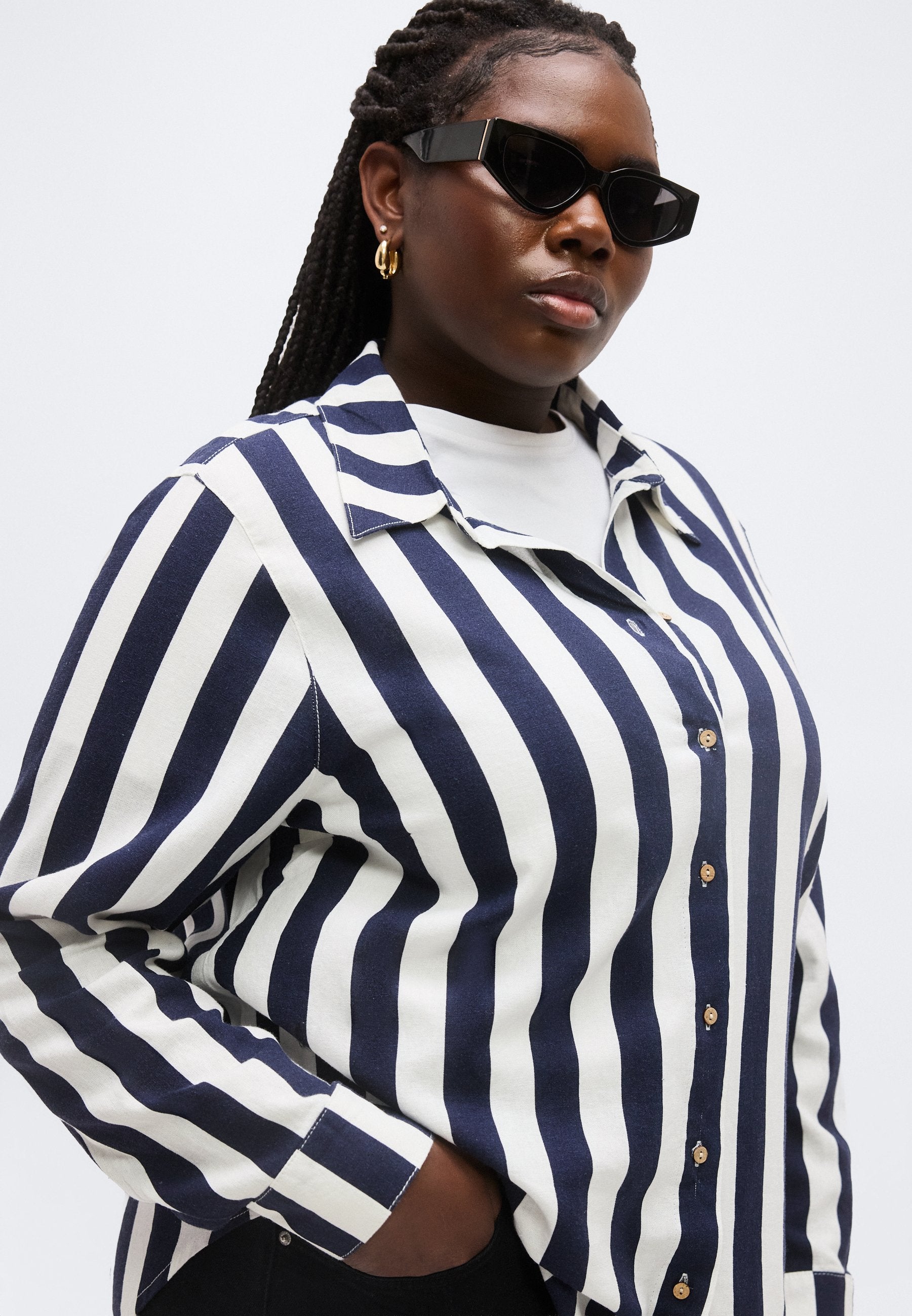 CARGOA STRAP SHIRT Media 5