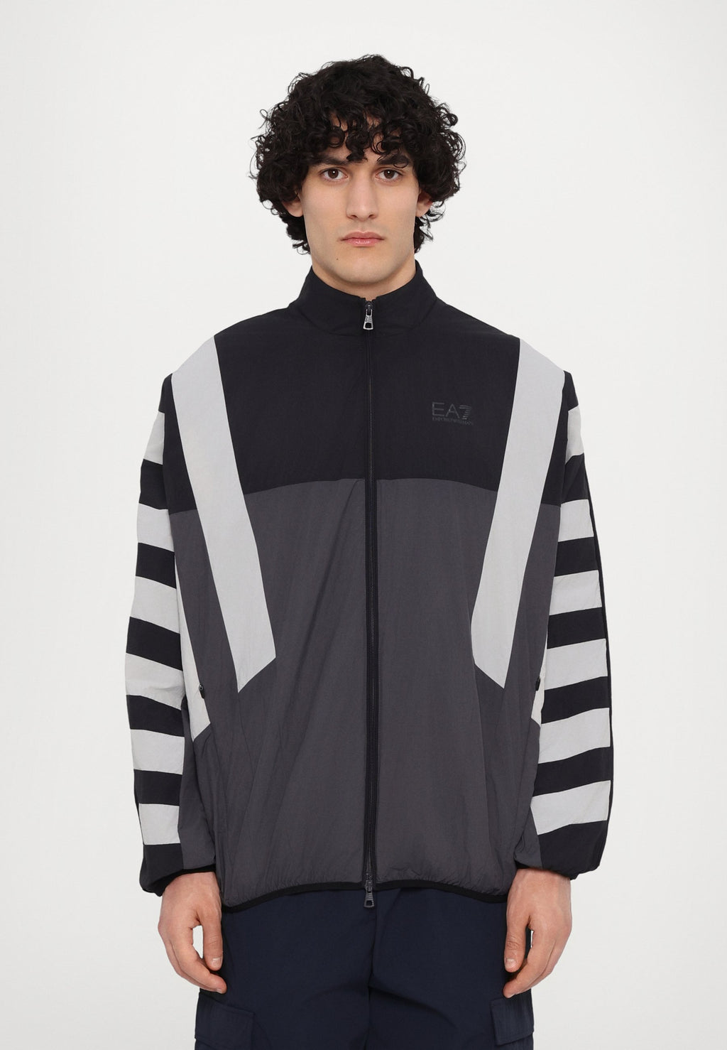 JACKET Media 3