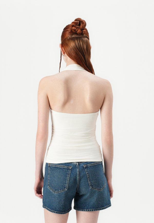 Abercrombie & Fitch BARE HALTER PORTRAIT