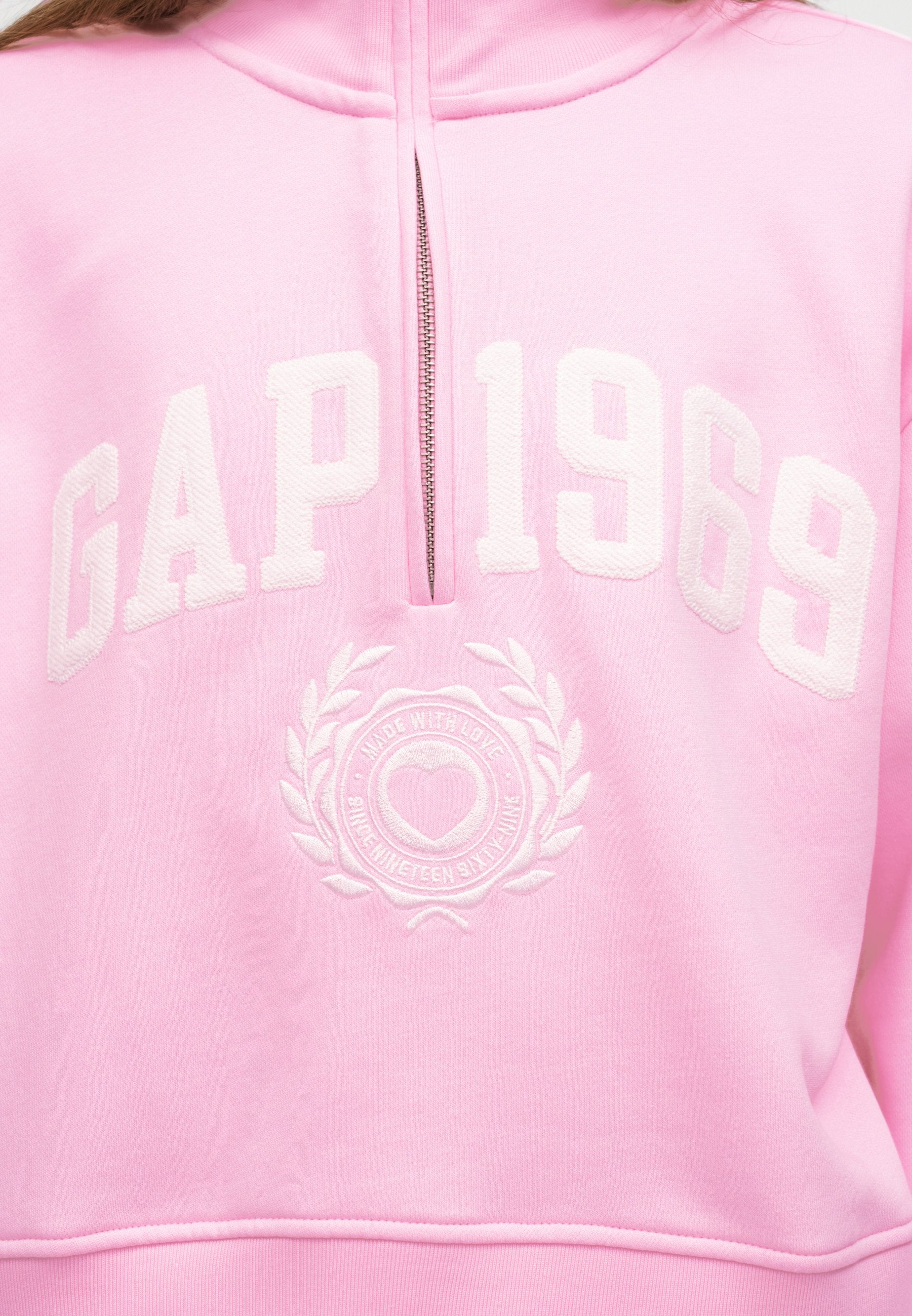 GAP LOGO JAN HALF ZIP
