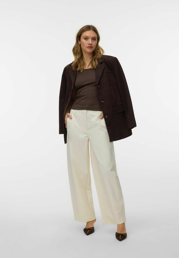 Vero Moda Tailored VMSOFIA Mid waist - Trousers - birch