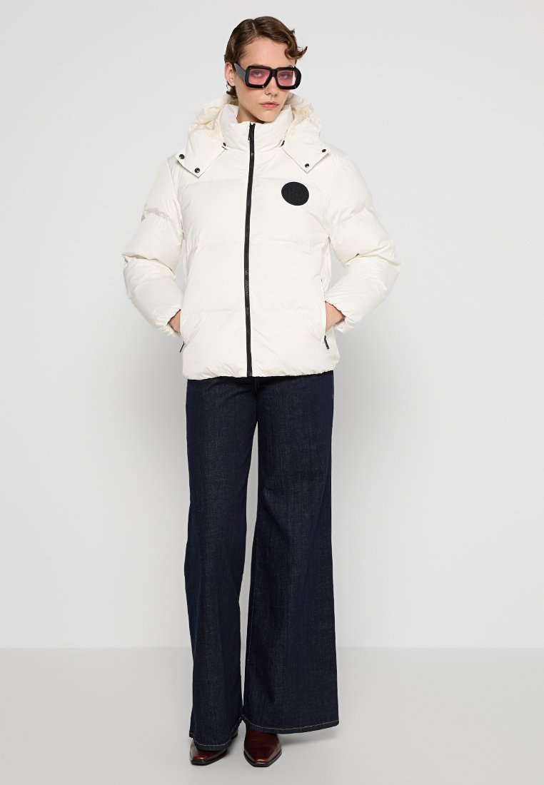 KARL LAGERFELD Winterjacke Media 2