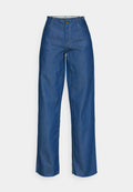 JUDEE LOOSE CUT WAISTBAND Media 1
