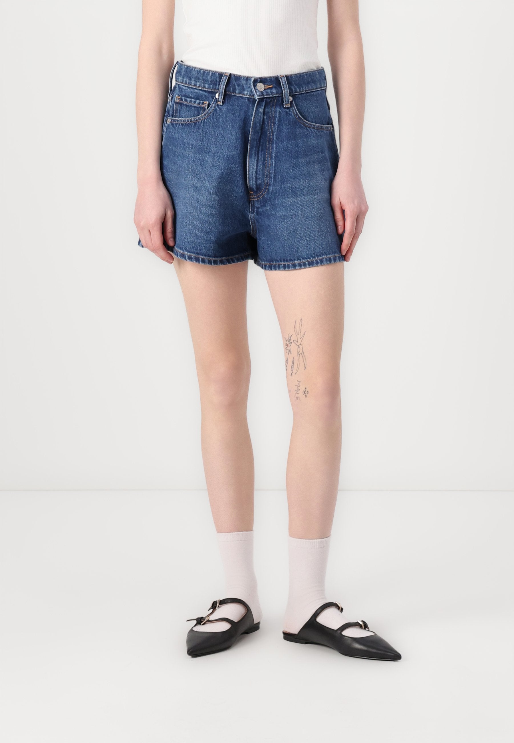 Tommy Hilfiger Jeans Shorts Media 3