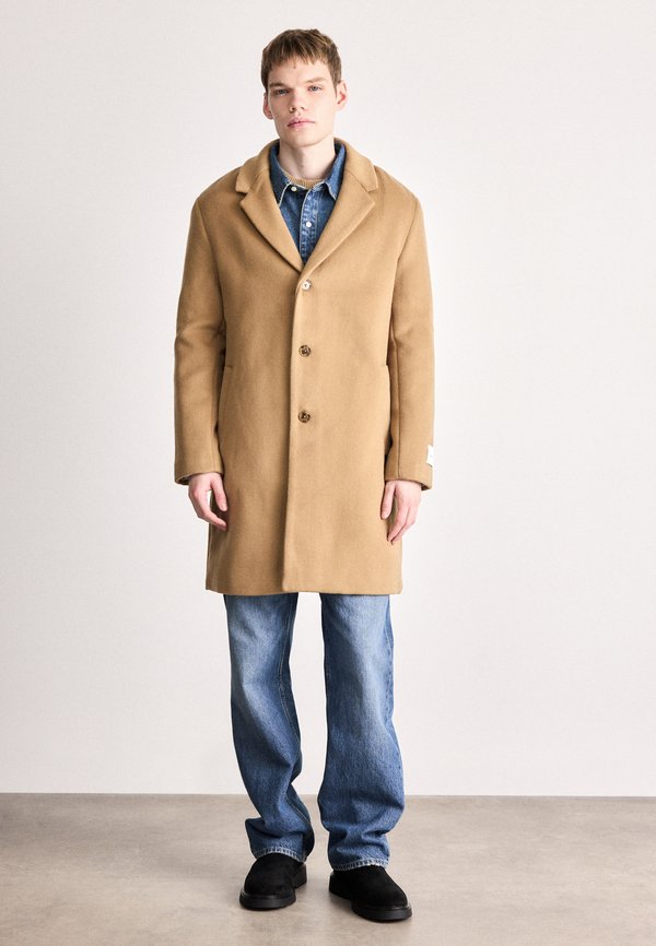 Calvin Klein OVERCOAT