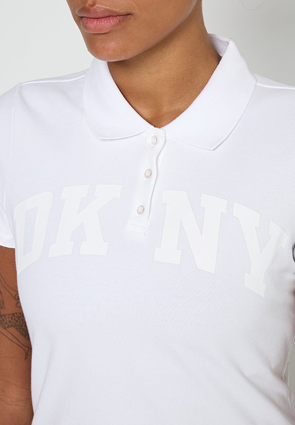DKNY Sport