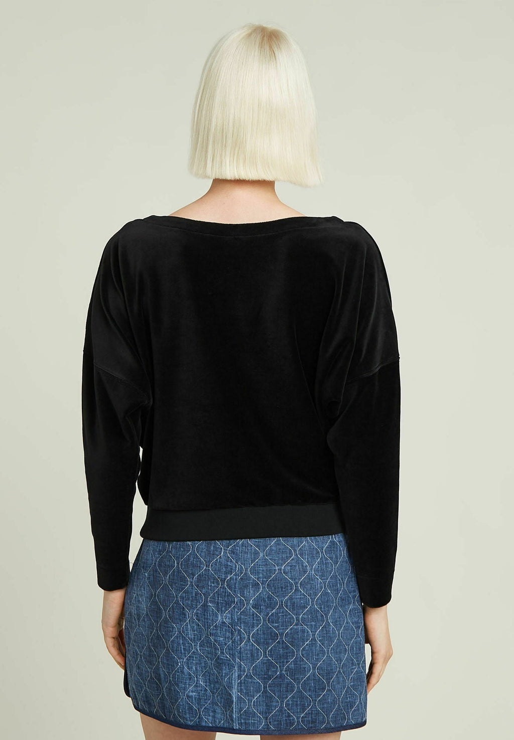 BATWING VELVET LOOSE Media 4