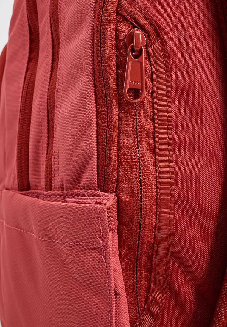 Dakine