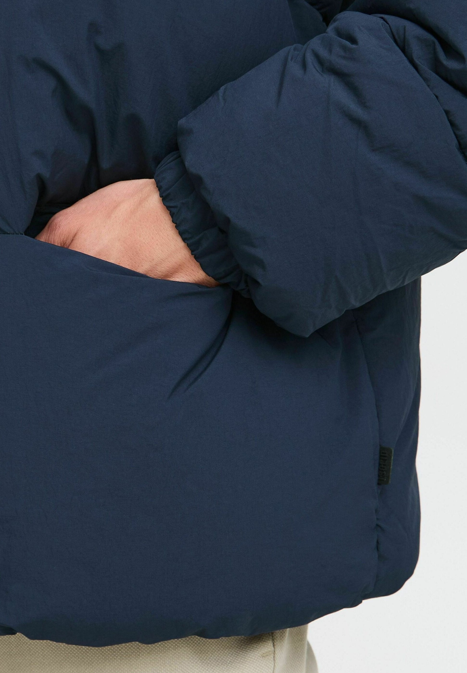 SDMILO PUFFER SHORT Media 6