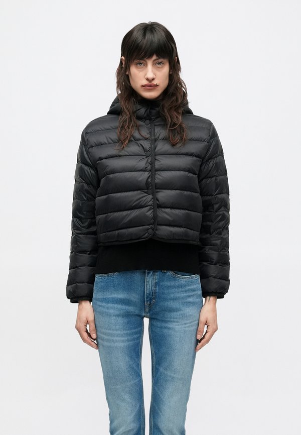 Armani Exchange JACKET