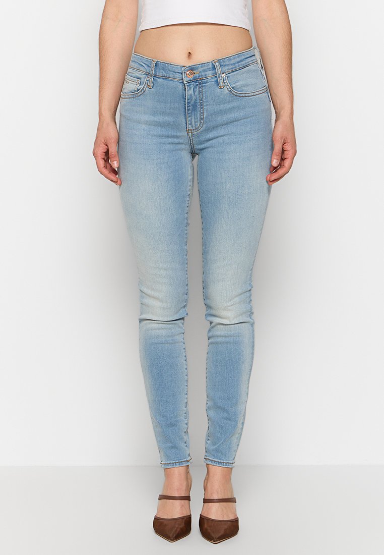 Armani Exchange Jeans Skinny Fit Media 1