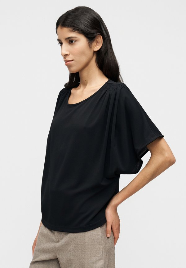 Weekend Max Mara GIOSTRA