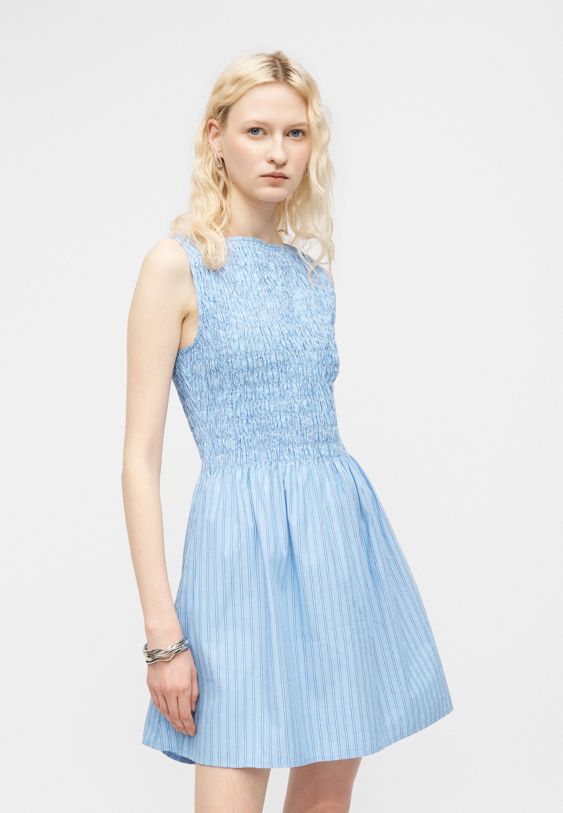 GAP SMOCKED DRESS