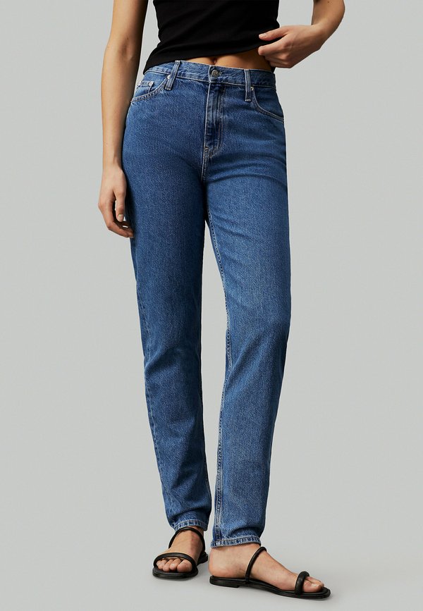 Calvin Klein Jeans MOM