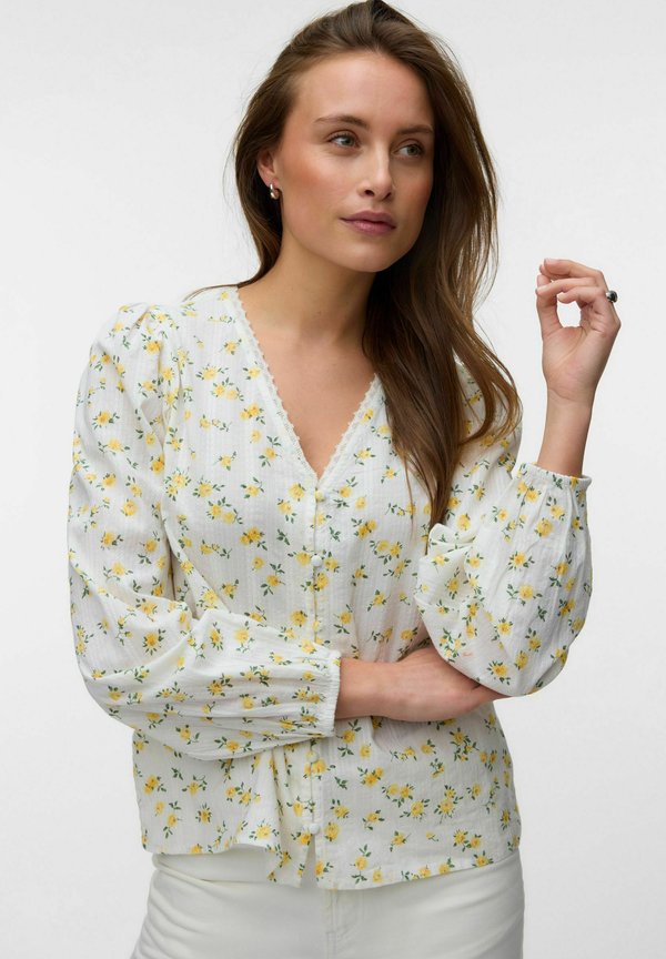 Vero Moda VMAYA - Blouse - snow white