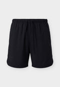 Schwarze Sportshorts mit elastischem Bund und Kordelzug, Seitentaschen und dezenten "Athletic Club" und Nike Logos vorne.