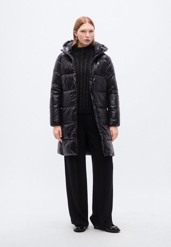 Calvin Klein Jeans SHINY LONG LOGO PUFFER