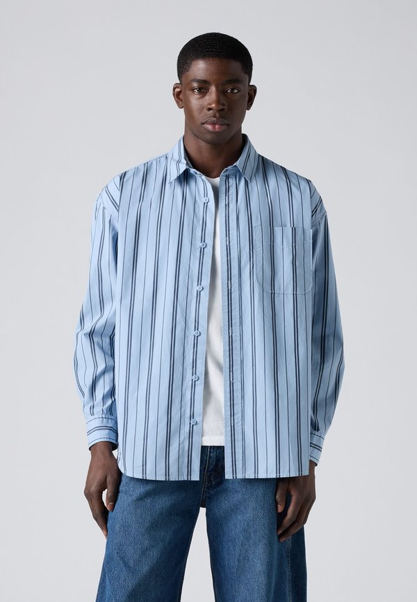 Levi's® LOOSE BUTTON UP