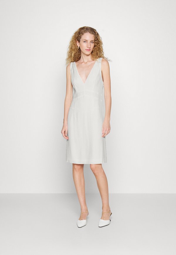 IVY OAK BRIDAL DEMI ANN
