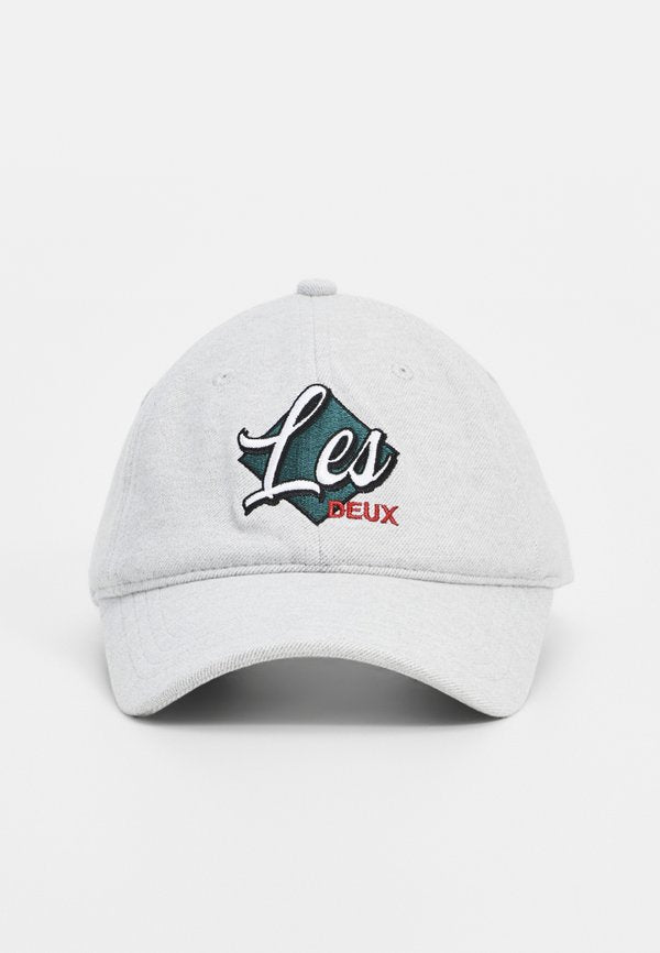 Les Deux