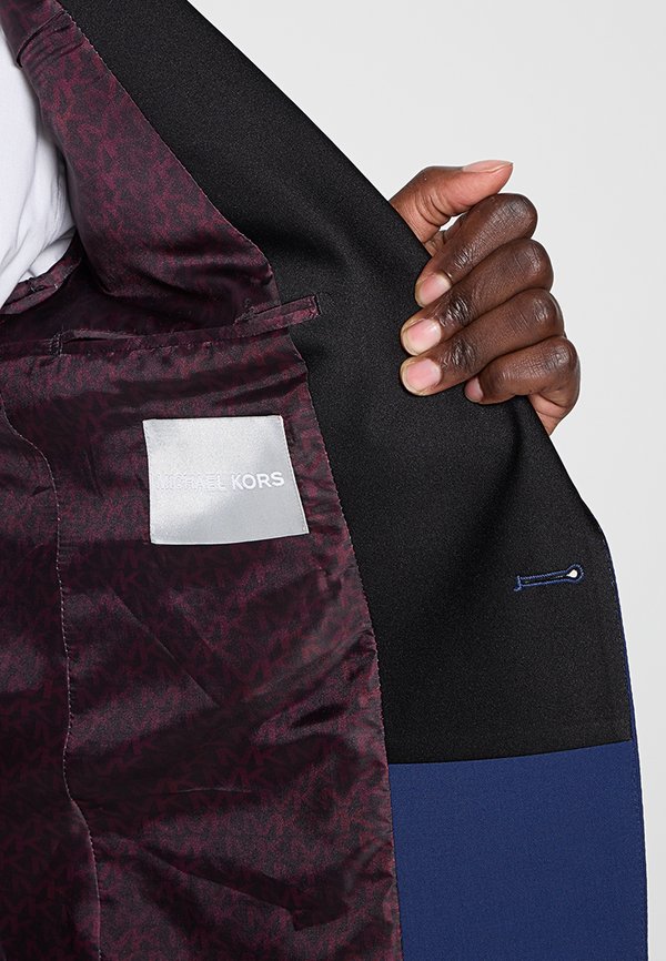 Michael Kors TUXEDO