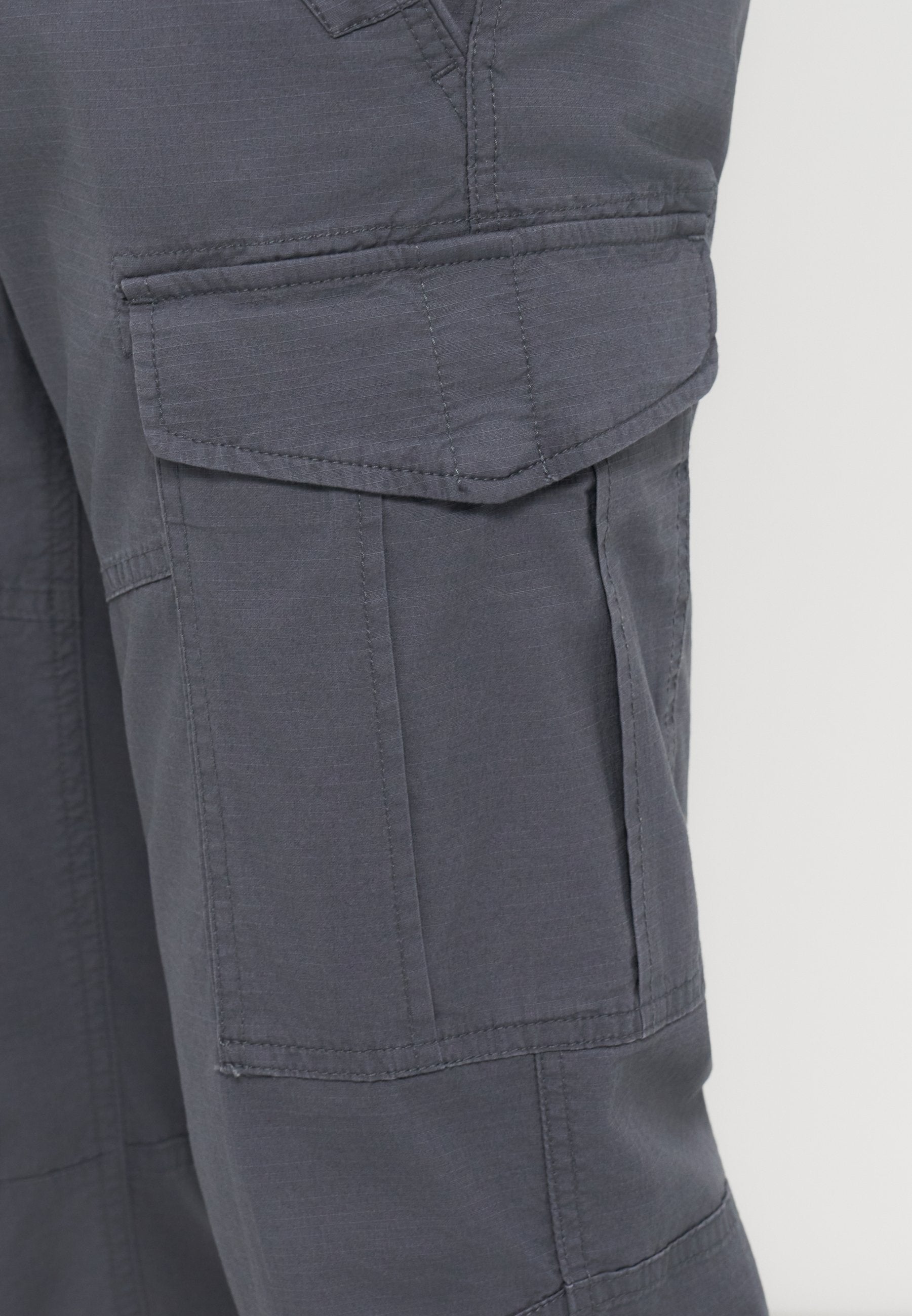s.Oliver RELAXED FIT